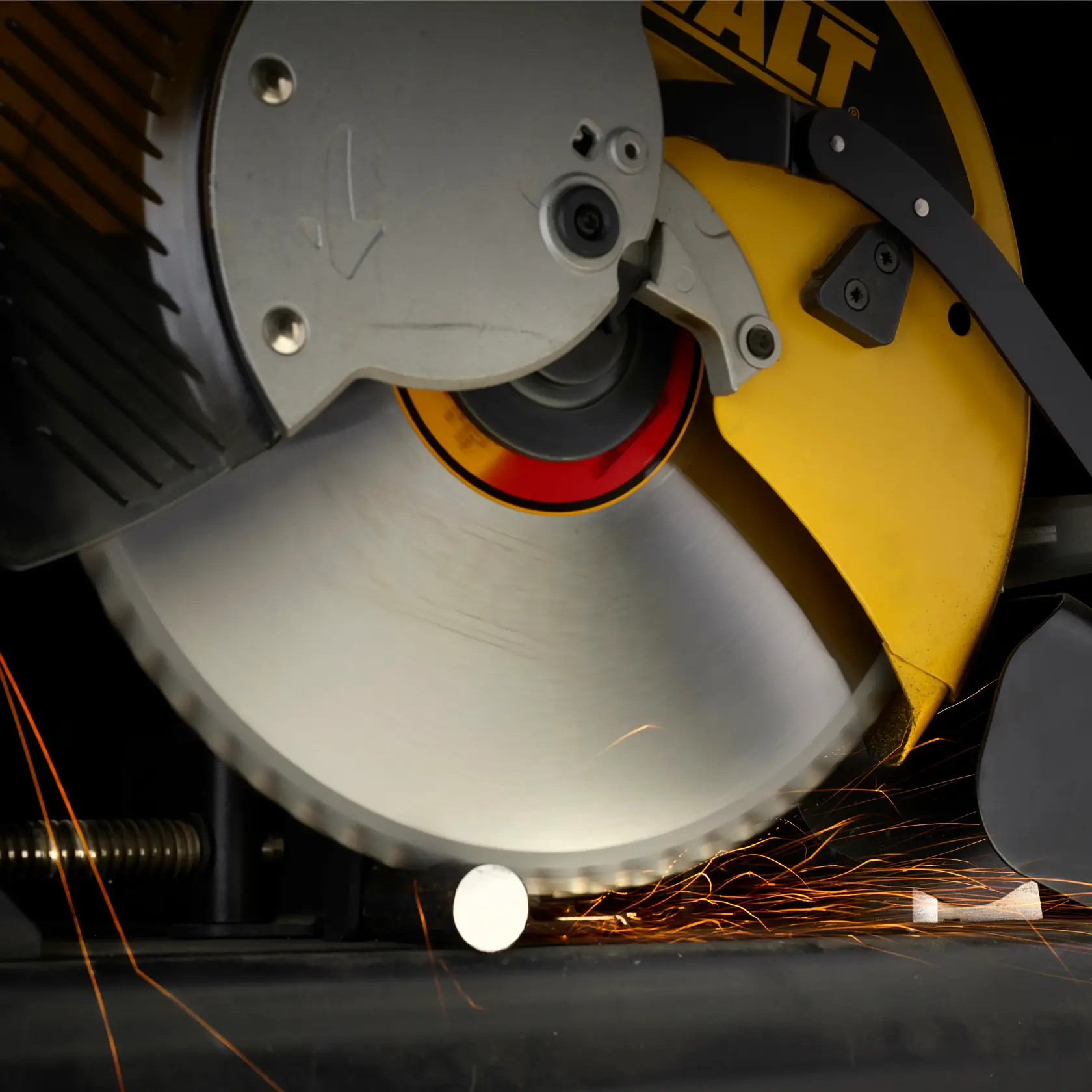 Dairesel Testere Bıçağı 355mm x 25.4mm 90 Diş Çelik CSB