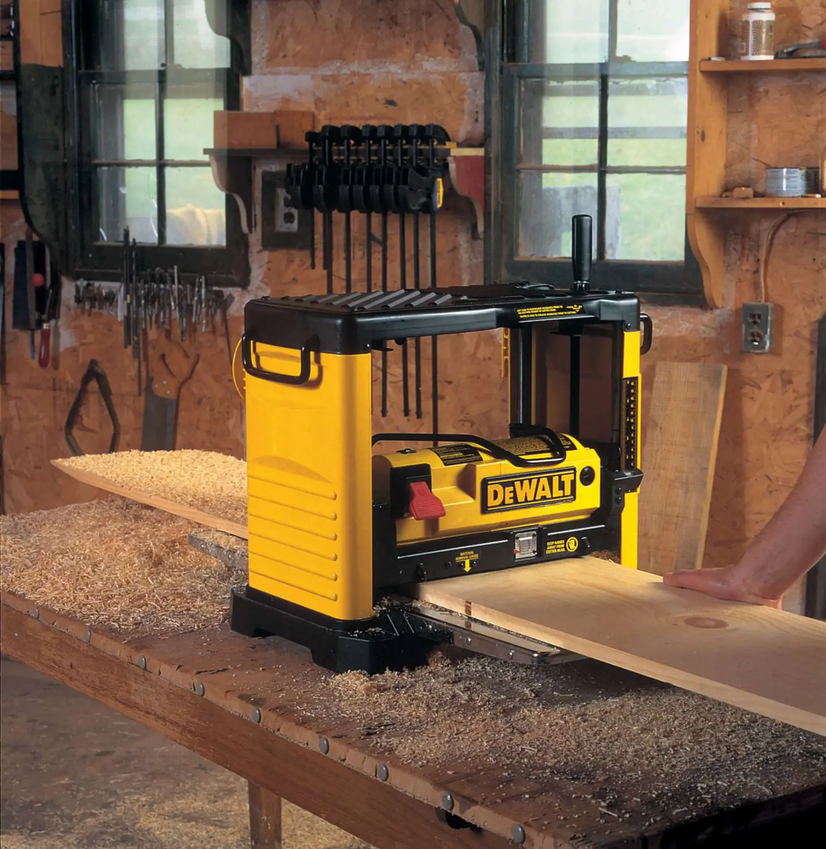Dewalt 1800W 317Mm Planya Ve Kalınlık Makinesi