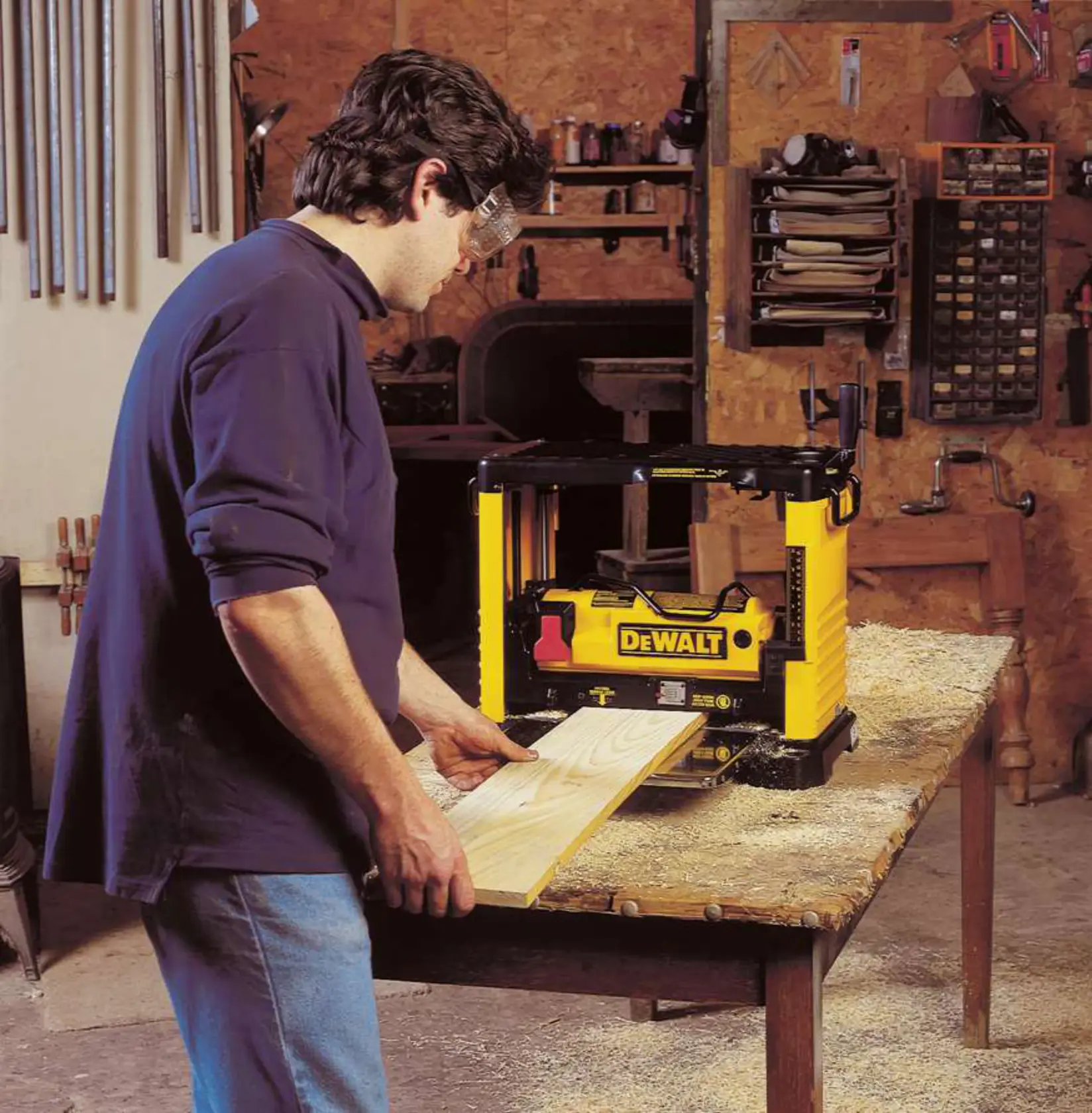 Dewalt 1800W 317Mm Planya Ve Kalınlık Makinesi