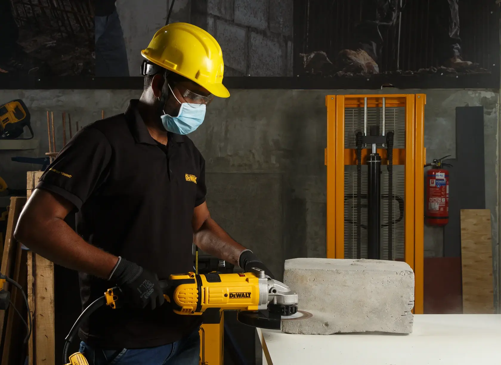 2600W 230Mm Büyük Taşlama